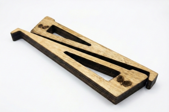 Laptop Altlığı ve Yükseltici Stand - 25MM Dayanıklı Kontraplak Ahşap Tasarım 1 Tahtagurusu Laptop Altlığı ve Yükseltici Stand - 25MM Dayanıklı Kontraplak Ahşap Tasarım Laptop Altlığı ve Yükseltici Stand - 25MM Dayanıklı Kontraplak Ahşap Tasarım 1 Tahtagurusu Laptop Altlığı ve Yükseltici Stand - 25MM Dayanıklı Kontraplak Ahşap Tasarım